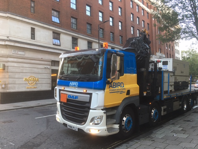 AbirdHire's tweet photo. It was an early start last Saturday as our team delivered a 200kVA #power solution to a customer in #MarbleArch #ThursdayThrowback #HardRockCafe https://t.co/2sWjE7o1gr