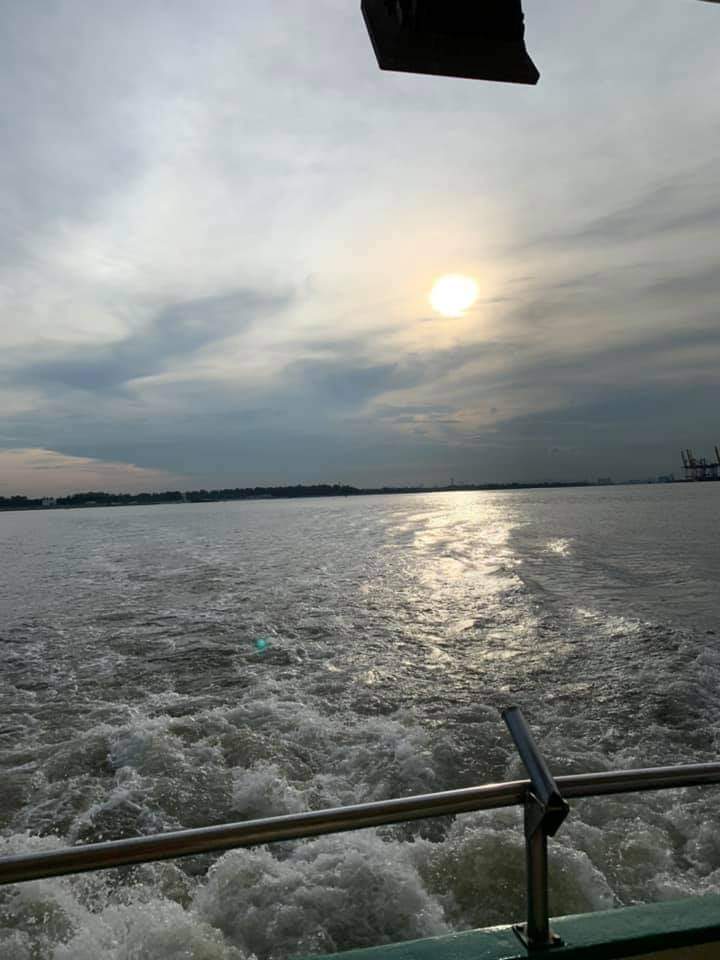 zhoegum's tweet image. Yung pinuntahan namin ang filming ng HOW ...waaaa!wala nahuli isda kasi dat time papalapit na pala ang agus ng malakas na tubig!!tanxz god!!were safe!!🙏🙏

#lateups...
#momentingeojeisland