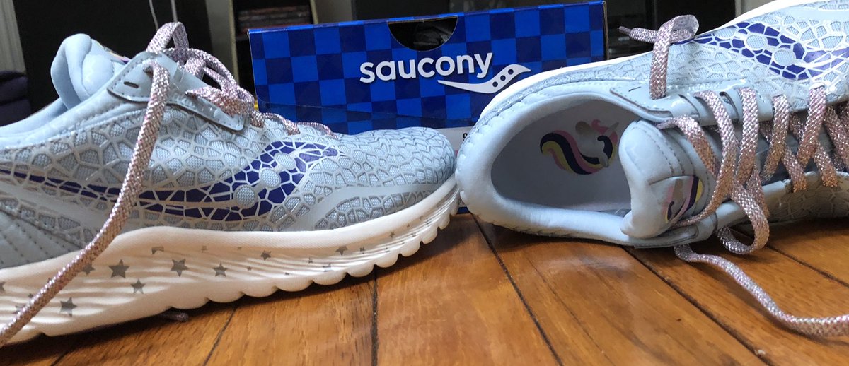 princess_denese's tweet photo. Theyβre here!!!!! π¦ π¦π¦π¦
@saucony worked with @Marathon_Sports and the kids @BostonChildrens to design their #ShoesWithSoul collection. I want to personally thank Jordynn for designing my perfect shoe!! As you can see I immediately put in the sparkly laces! #RunForGood https://t.co/90DdHUSncv