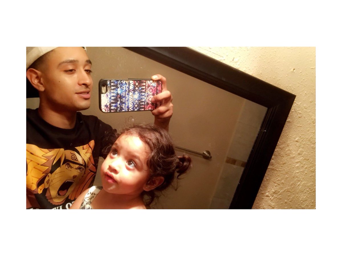 Rob361__'s tweet photo. My little one 🎃🎃🎃. love you aubss🎃🎃 https://t.co/8Xc7gGOUFL