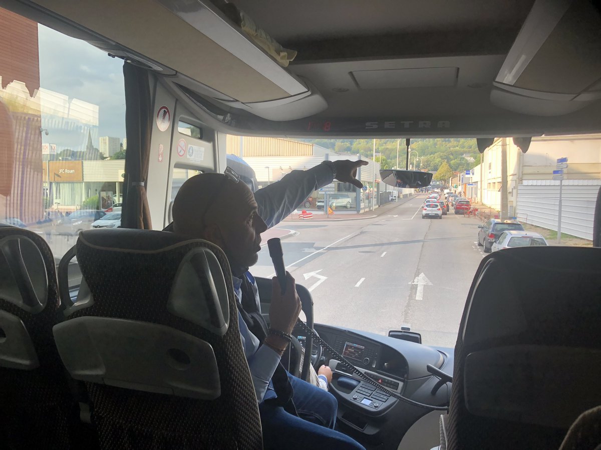 La visite guidée avec nos clients #pierredeseine #atomepromoteur, pour découvrir les programmes immobiliers neufs.
#immobilier #fierdenosclients #rouen #normandie