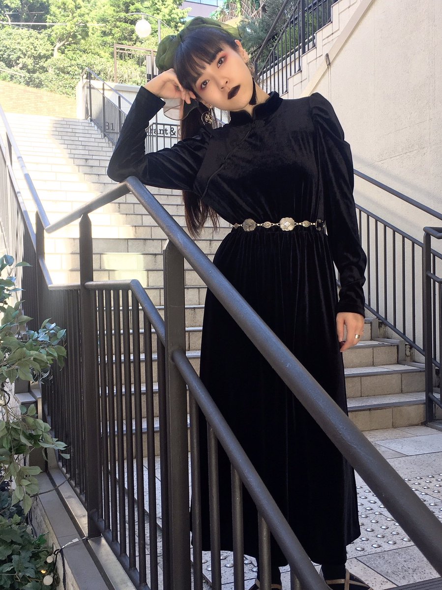 ゆびが１ぽん Pa Twitter ベロアチャイナワンピース パープル 現在受注ナンバーワン人気 とにかくかわいい 発色の綺麗なパープルの ワンピース しっかりチャイナだけど チャイナ初挑戦の方でも着やすいとおもいます これ一枚でコーデ完成しちゃうので楽チン