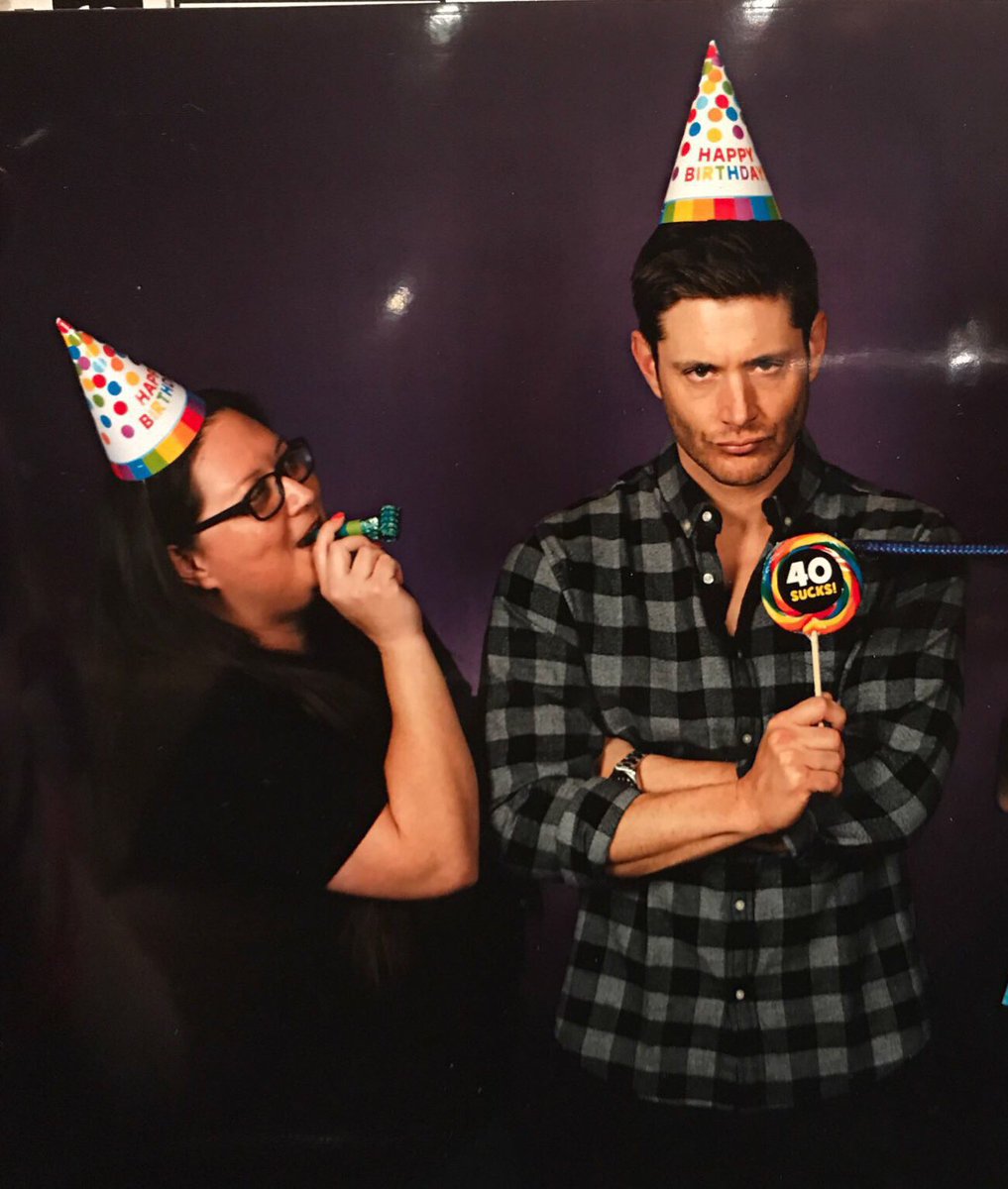 Not only  #ThankYouSupernatural for everything in previous tweet, but thank you to my faves for being actual good human beings that are genuinely fun to be around.