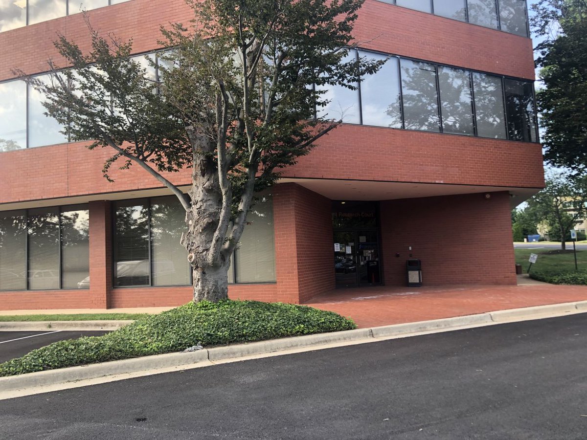 IntegratedPS_US's tweet photo. IPS is pleased to announce signing a lease for an additional 9,000 SF of space in Rockville, MD. This expansion will help the growing need of our clients and supporting technologies in response to the current pandemic. #PPE #Viraltesting #IntegratedPharmaServices #MaskTesting https://t.co/9pRgAZZclK