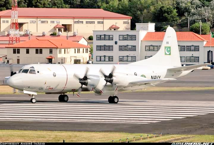 GHaZ_NAwE77's tweet photo. #PakistanNavy inducted 1st P3C into its Air Arm in 1996
Long Range Maritime Petrol Aircraft #LRMPA was received from #US With better sensors & weapons
P-3Cs had been challenge for the #IndianNavy warships & submarines in #ArabianSea 1/3
@dgprPaknavy #PakNavyDay
#PakistanZindabad https://t.co/sl7kTuiHPx