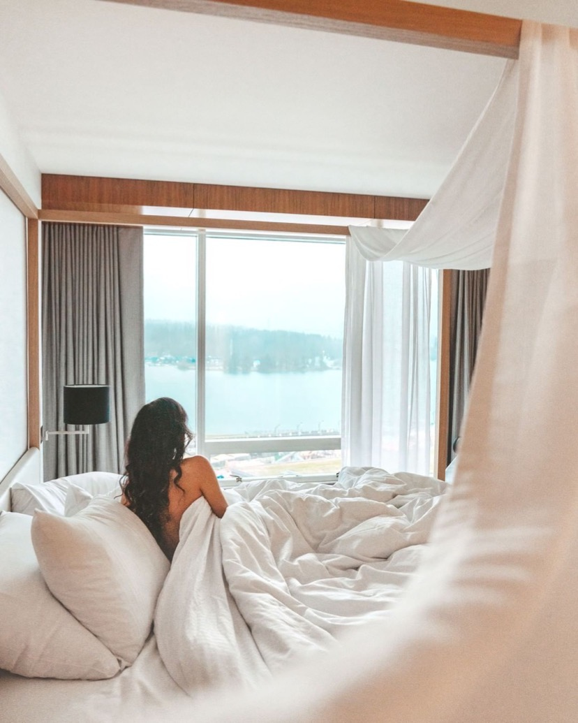 TheTrueNorthCol's tweet photo. Wake up to luxury โจ @FairmontPacific is located in bustling downtown Vancouver, and offers spectacular mountain and harbour views. What's not to love?
#truenorthcollection #luxurycanada https://t.co/XmgizoXN8Q