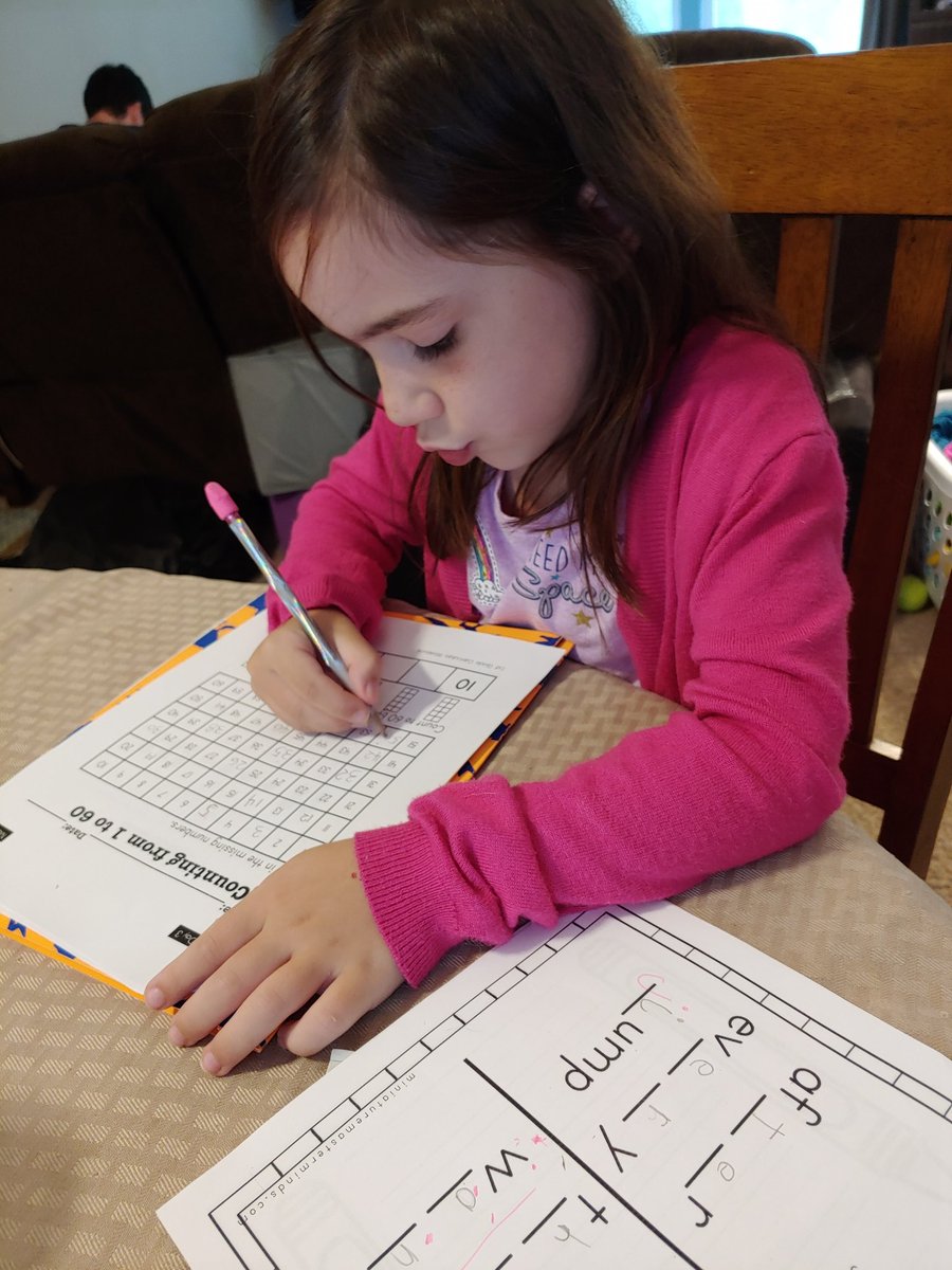 ArianaBloem's tweet photo. Today in #pirateschool we learned a few key phrases, the sides of a boat (fore, aft, portside and starboard), that not all mermaids were pretty and kind and some general studies too. #bloemininagarden #bloeminathome #onceapatriotalwaysapatriot https://t.co/3UfKAZz1Jj