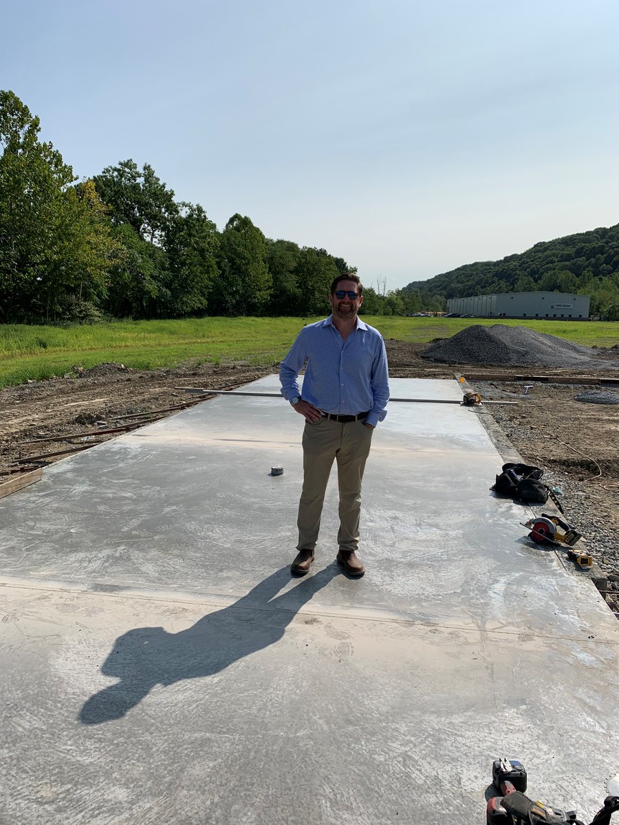 Drive4Modern's tweet photo. Exciting things happening at the soon-to-be NEW Modern Headquarters! 🙂 https://t.co/i6QV8M28rF