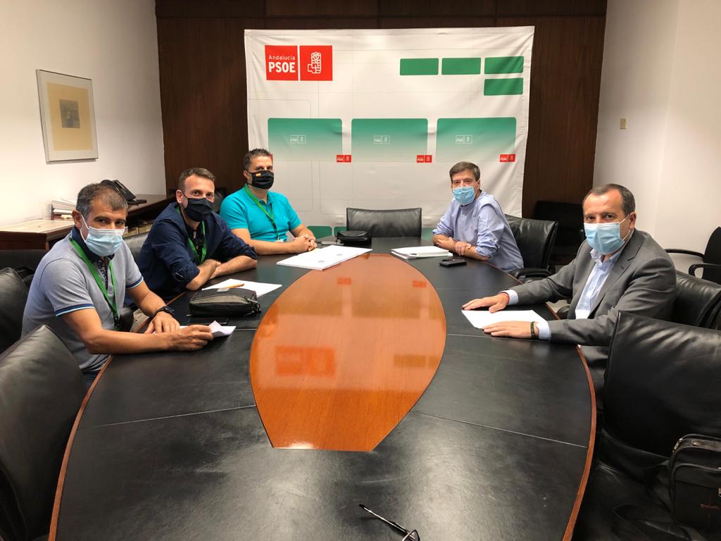 usplbe's tweet photo. #LEY DE COORDINACIÓN DE P.L 👮‍♀️👮‍♂️ DE ANDALUCÍA. 
Nos hemos reunido en el @ParlamentoAnd con @psoedeandalucia para tratar las propuestas presentadas por USPLBE a la modificación de la ley
➡️Reunión positiva donde sacamos el compromiso para hacer preguntas en la comisión de interior https://t.co/qDPNGvAoYt