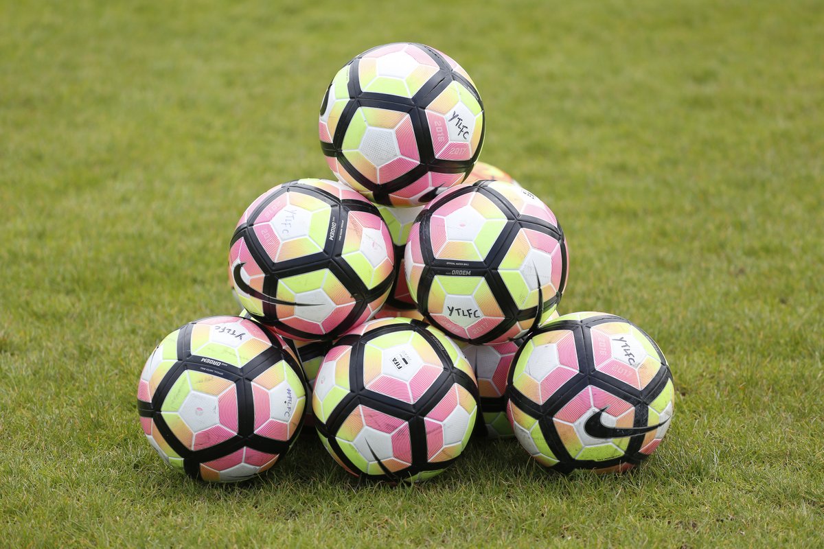 middxfa's tweet photo. GUIDANCE | Following the Government's updated measures regarding social gatherings, it has been confirmed that non-league football (Steps 3-6), Tiers 3-6 of the Women's Football Pyramid and outdoors grassroots football CAN continue.

For more 📲 https://t.co/zyPRzSstjF https://t.co/WvA8NHeD0H