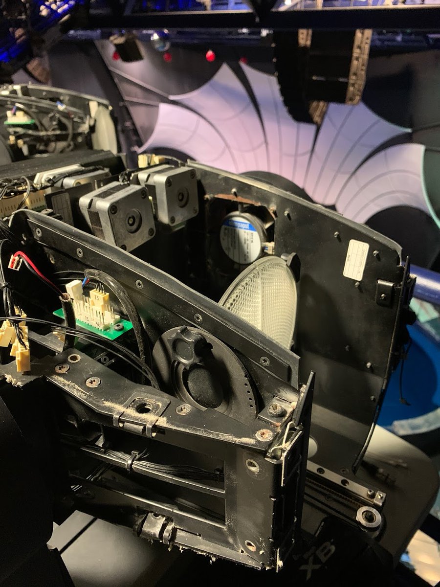 magnumco's tweet photo. We made it back to @GeorgiaAquarium  for more preventative maintenance on the @Martin_Global  MAC 2K Washes we installed years ago. #georgiaaquarium #martinprofessional #lightinginstall https://t.co/7p7orJDsox