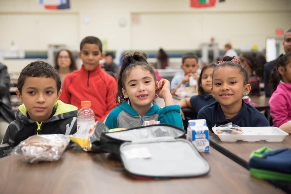 CTCounts2020's tweet photo. #YourCensusData is used to allocate federal funding for critical programs that those in need rely on every day such as SNAP, school lunch program, child care and so much more! Complete your Census today at https://t.co/xA2mevcRwR https://t.co/1BePIdPqoR