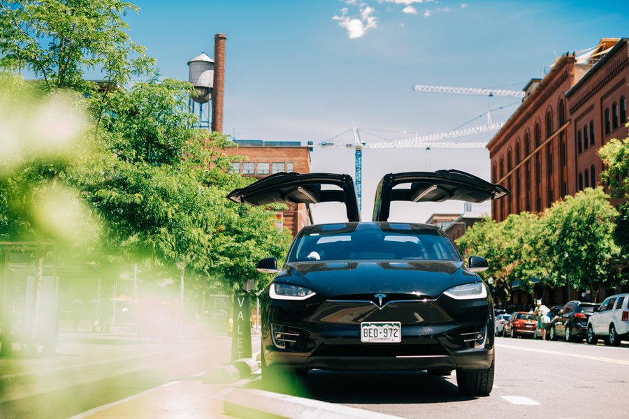 Ride into the weekend with style! Our Tesla™ courtesy vehicle offers guests free transportation anywhere downtown or to adjacent neighborhoods such as the RiNo Art District and the Highlands.
