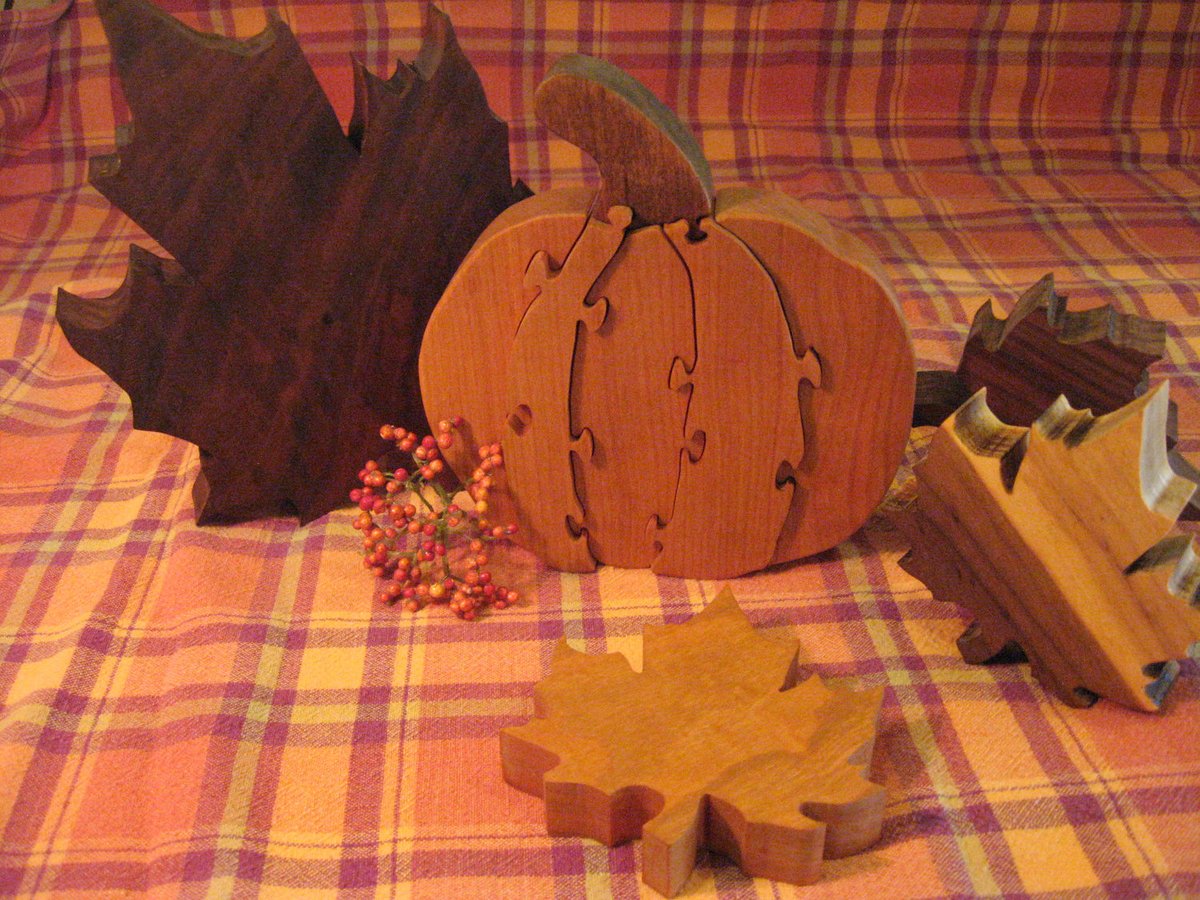 teaberry2011's tweet photo. Small Wooden Pumpkin Puzzle https://t.co/ndQobrWYPJ #Etsy #Teaberrywoodproducts #FallPumpkin https://t.co/zYDb12WPFL