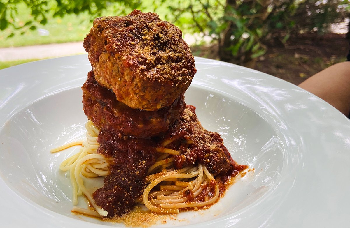 Cdn_Turkey's tweet photo. Get ready for busy back-to-school nights with protein-packed Turkey Kibbeh Meatball Spaghetti from https://t.co/eV0zQjp615! #TryTurkeyToday https://t.co/6aiQ0oJ0rn https://t.co/O1RDl5KR8B