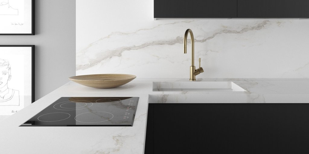 Italbec's tweet photo. LARSEN iTop is a white marble-effect tile, with a strong personality and unique beauty. Its surface features strong grey veins on a dazzling pure white background.
#italbec #montreal #design #inalco #larsen #spain #porcelain #tiles #interiordesign #architecture #tile https://t.co/KQGD8SrJDh