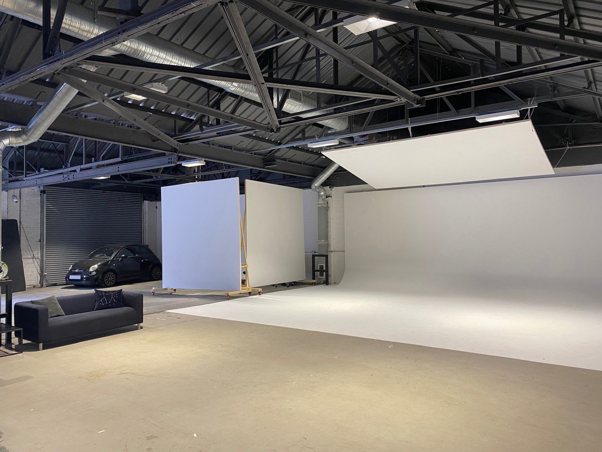 MuseLdn's tweet photo. Here's a recent snap of our 7.5m #cove looking super fresh!

#photography #studio #backdrop #london https://t.co/SioLJfMZ0D