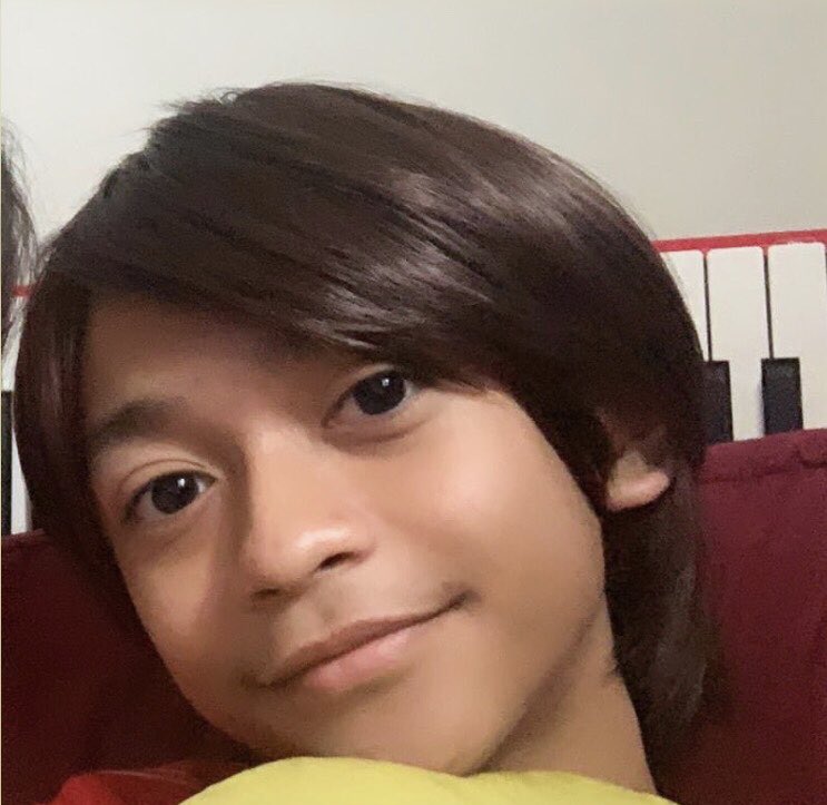 EdenGNobleza410's tweet photo. Love you so much langga @KeiferSanchez_ 😘😘😘
Thank you po Tita❤️ https://t.co/RtMvkpn48X