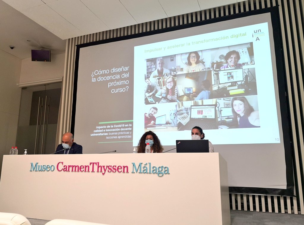 UNIAInnova's tweet photo. Nuestros responsables institucionales de Innovación, @mcebrianster y @lmiro0, compartiendo prácticas y aprendizajes de @UNIAuniversidad en el @thyssenmalaga #cvunia #cursosdeverano #Malaga https://t.co/xZKjENLYo7