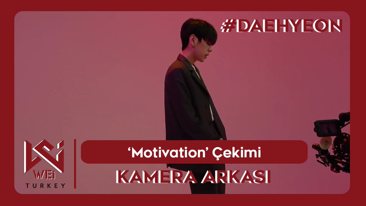 WEiTRSub's tweet photo. 📺 | ÇEVİRİ

Üyelerimizin her pazartesi yayınladıkları bireysel içeriklerden Daehyeon'un "Motivation" çekiminin kamera arkası videosunun çevirisi sizlerle!

Keyifli seyirler💜

🔗: https://t.co/E10s1uSoV4

#위아이 #WEi #장대현 #JANGDAEHYEON @WEi__Official @WEi__Member https://t.co/hZUOxeXrjb