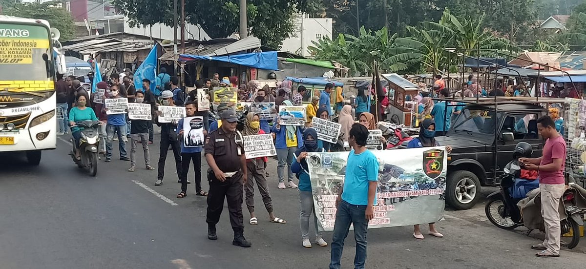 BciSpm's tweet photo. Fir'aun membuat peratran agr smua orng patuh dn menyembhnya,walaupn dia tau dia bkan TUHAN begitulh cara PENJAJAH untuk menutupi kebiadabnnya dg mmbuat atran/peraturan yg tdk mngkin bsa di patuhi scra sukarela untk bsa membantai siapa sja,dg alasan PEMBANGKANG. https://t.co/q0H6FqQZ7R
