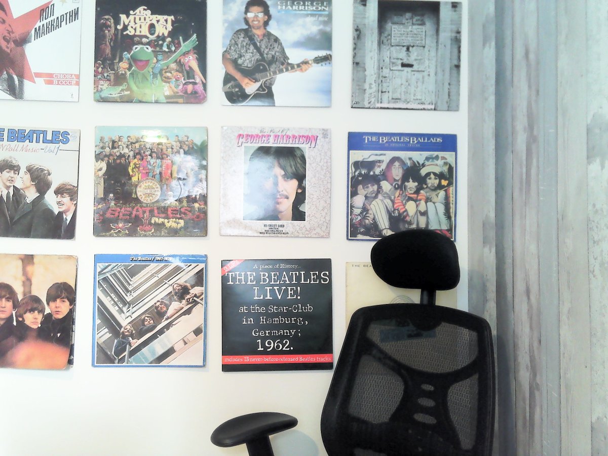 The angle isn't particularly wide. I'm not sure that matters for endless conference calls. Here's my built in laptop cam and the webcam for comparison.They have about the same vertical angle, but the laptop is *much* wider.