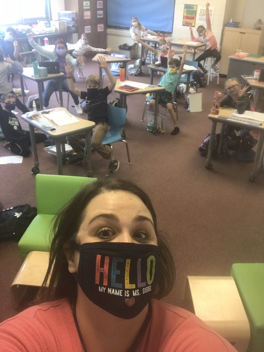 SoaringSiegels's tweet photo. Welcome to Fourth Grade! McKenzie Cheetahs had a great first half-day of in person learning. #firstdayofschool2020 #d39cheetahs @Wilmette39 @McKCheetahs https://t.co/tOF2Oubz6Y