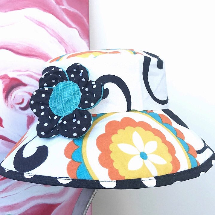 pattyandcompany's tweet photo. -just fun- #floppysunhat #floppyhat #reversiblehat #sunhat #hat #polkadots #packablehat #womensfashion  #beachhat #travelhat #womenshat #fabricpin #fabricflower #abstractart #abstract #sfetsy #etsy #etsyshop #shopsmall #smallbusiness #pattyandcompany #pattyandcompanyshop https://t.co/LajnO2eDRA