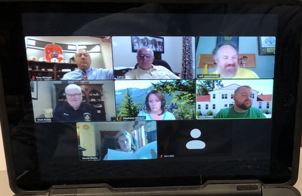 mcfrsPIO's tweet image. MT @PIOMarkBrady work group of #PIO @FEMA_EMI @C2TI Instructors &amp;amp; Program Managers met virtually as a focus group/pilot to finalize ‘new’ NEMBA E/L0105 Course - Public Information Basics. w/ @doctrahanmedia @LarryHill @NicoleShuttsPIO @JAFreiler #StephanieMarquis @mcfrsPIO