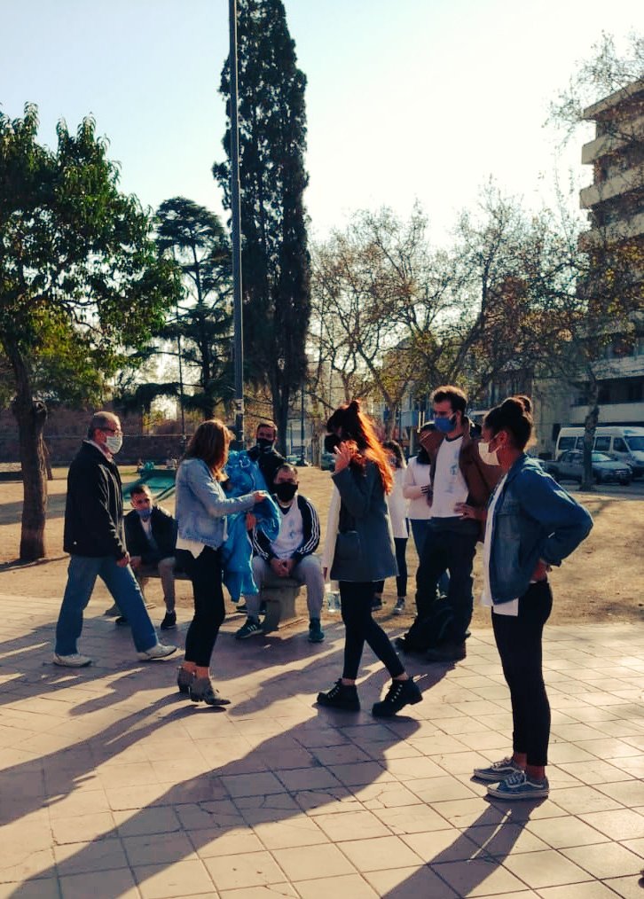 VazquezMarcosok's tweet photo. Hoy caminamos por #Alberdi #CpcColon @JuventudMuniCba @LogUrbanaSA junto a #EcoVoluntarios y @Victoriaflores
para concientizar e informar a los vecinos sobre la importancia de la separación y diferenciación de los residuos secos.
#Ecoaliados #JuntosTenemosFuturo @MuniCba https://t.co/YAEThRwWLz
