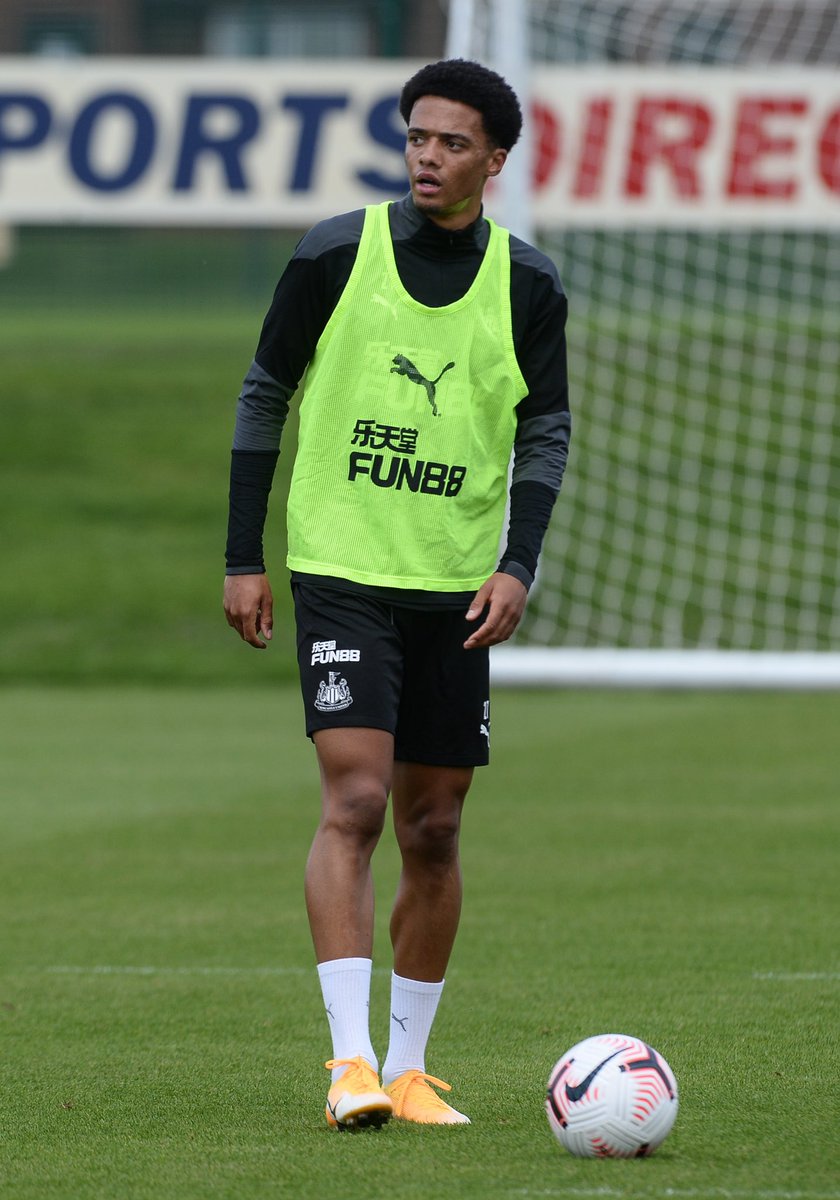 Jamal_lewis1's tweet photo. Training prep ⚽️ who’s excited for opening weekend 🙋🏾‍♂️ https://t.co/73ZOSVkXoA