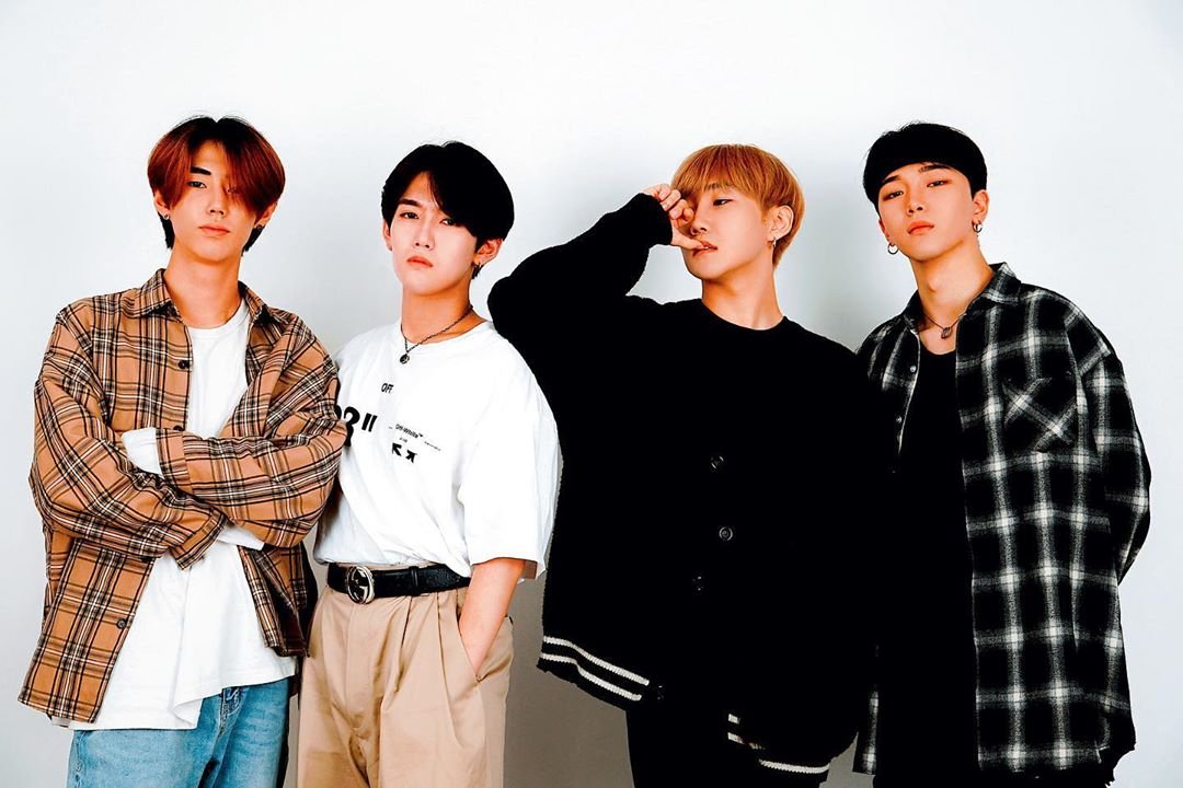 GimbapBlog2's tweet photo. C'est avec tristesse que nous apprenons le disband du groupe #BECZ, leur compagnie #HnHEntertainment a expliqué que la compagnie ne s'en sortait pas à cause de la pandémie.
Nous souhaitons aux membre du groupe bon courage pour leur futur et espérons les revoir ! https://t.co/esaKbt9DYF
