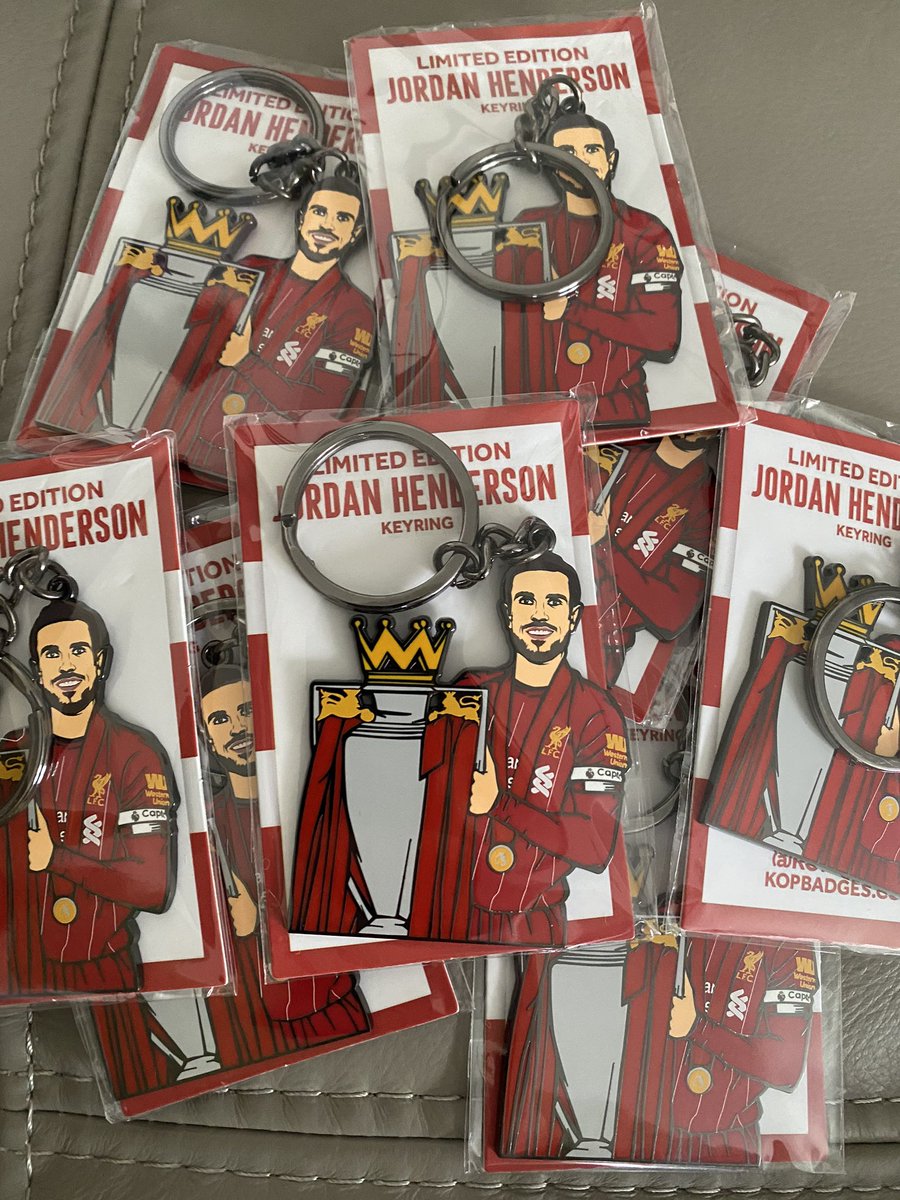 Our first ever keyring will be available tomorrow so it’s time for another giveaway. As always all you need to do is - 

RT this post 
Follow our page <a href="/kopbadges/">Kopbadges</a> 

Winner picked tomorrow at 6pm when they go live on our website.

KOPBADGES.COM