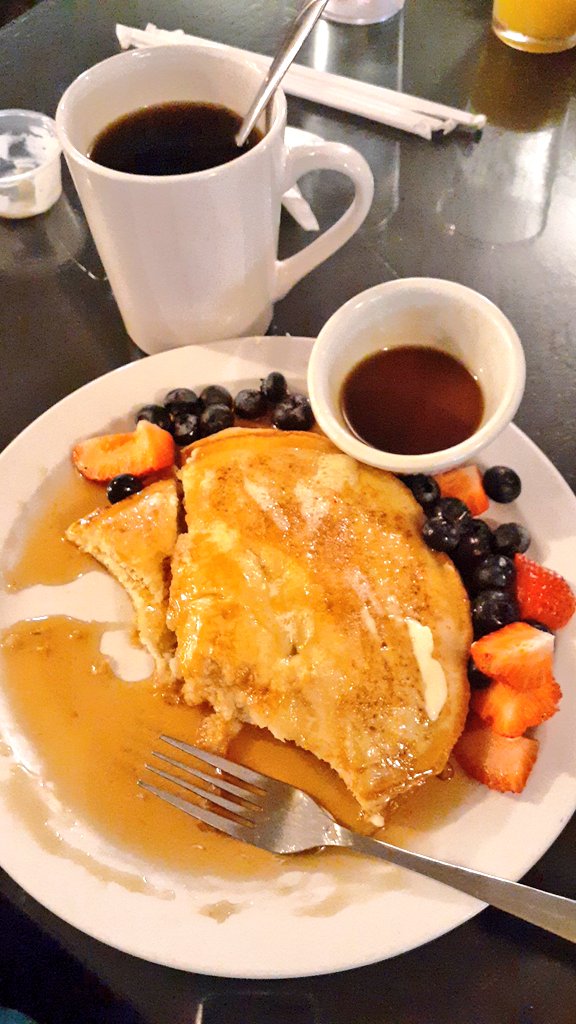 SweetPsychoChik's tweet photo. Whomever came up with the idea of having cake for breakfast should be celebrated! 
Seriously. 
When is National Pancake Day? 🥞
.
.
.
.
💚 #Mmemberville #StonerFam #420Life #CannabisCommunity #MedicalCannabis #ReeferPost #WeedLover #SmokeWeed #MMJ #StonerGirl 💚 https://t.co/601dpP3hKv