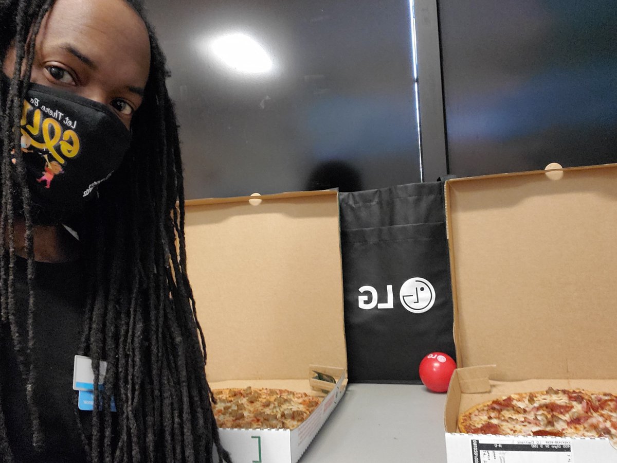 LG tweet media