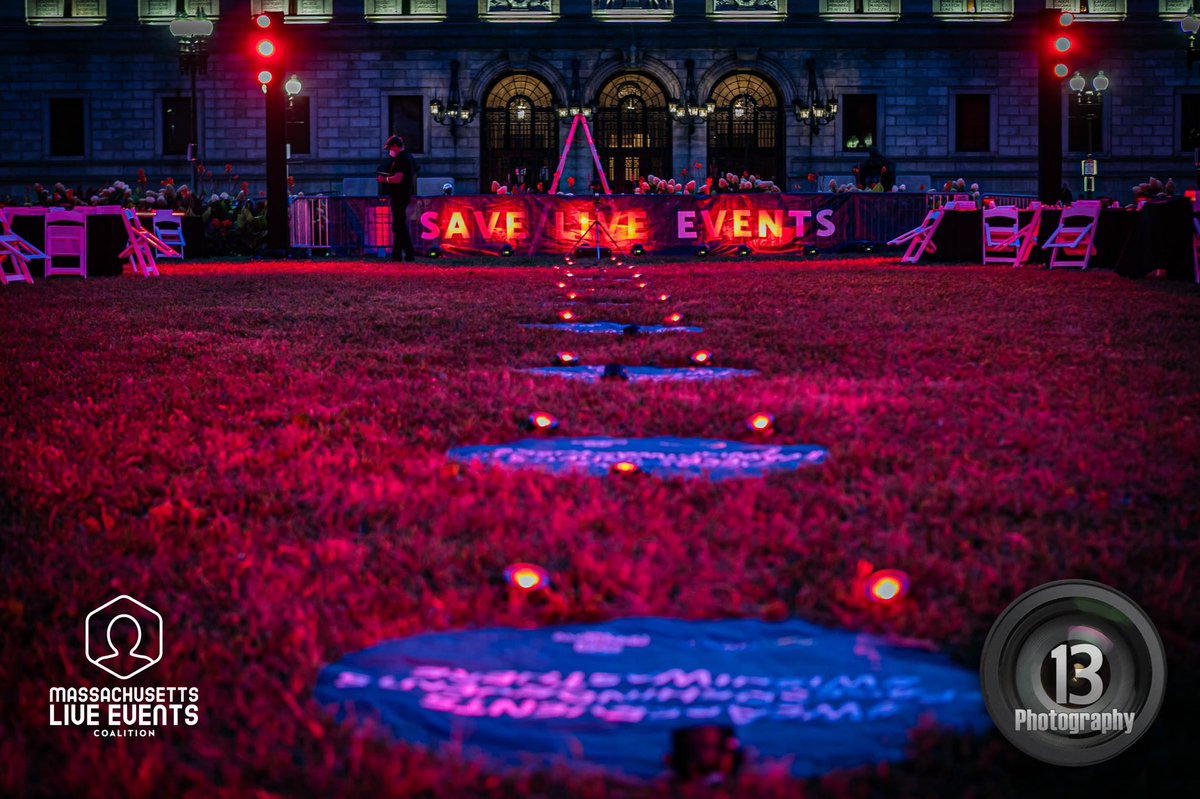 blackdiamondep_'s tweet photo. In partnership with @LiveEventsCo we built the largest, production-heavy event in Boston since March 13th. But why?

#WeMakeEvents #RedAlertRESTART #EmptyEvent https://t.co/1QGFCqgJ0B