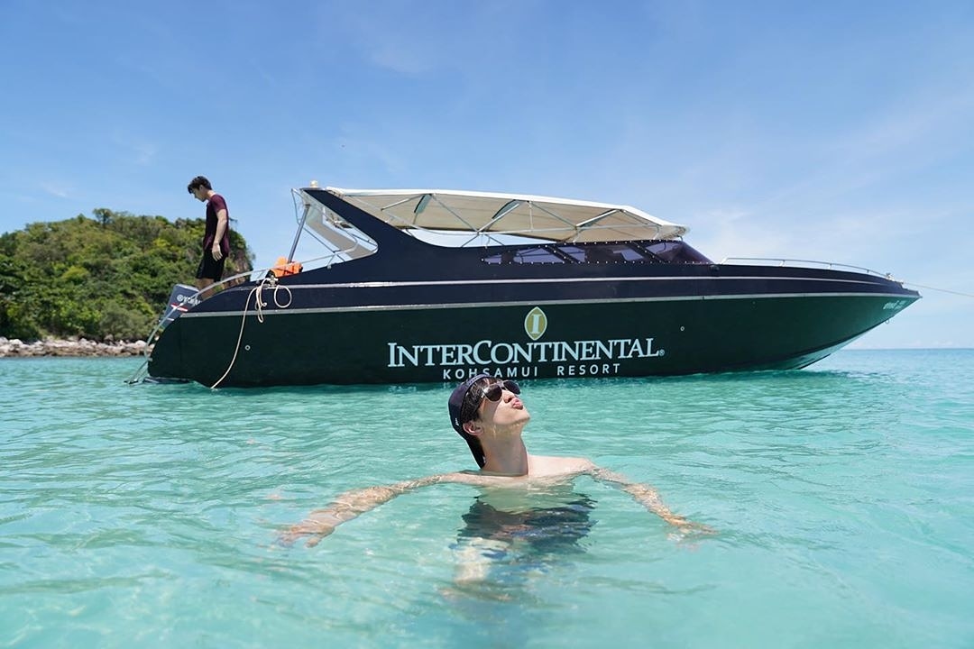 bok145ac's tweet photo. น่ารักอีกแล้ว😘
อาทิตย์นี้หน้าแดงของจริงเลยครับ 😘😚 #intercontinentalkohsamui #intercontinentalsamui
เครดิต @ james_jamesma
#เจมส์มาร์ #jamesma https://t.co/M2vl6bweCJ