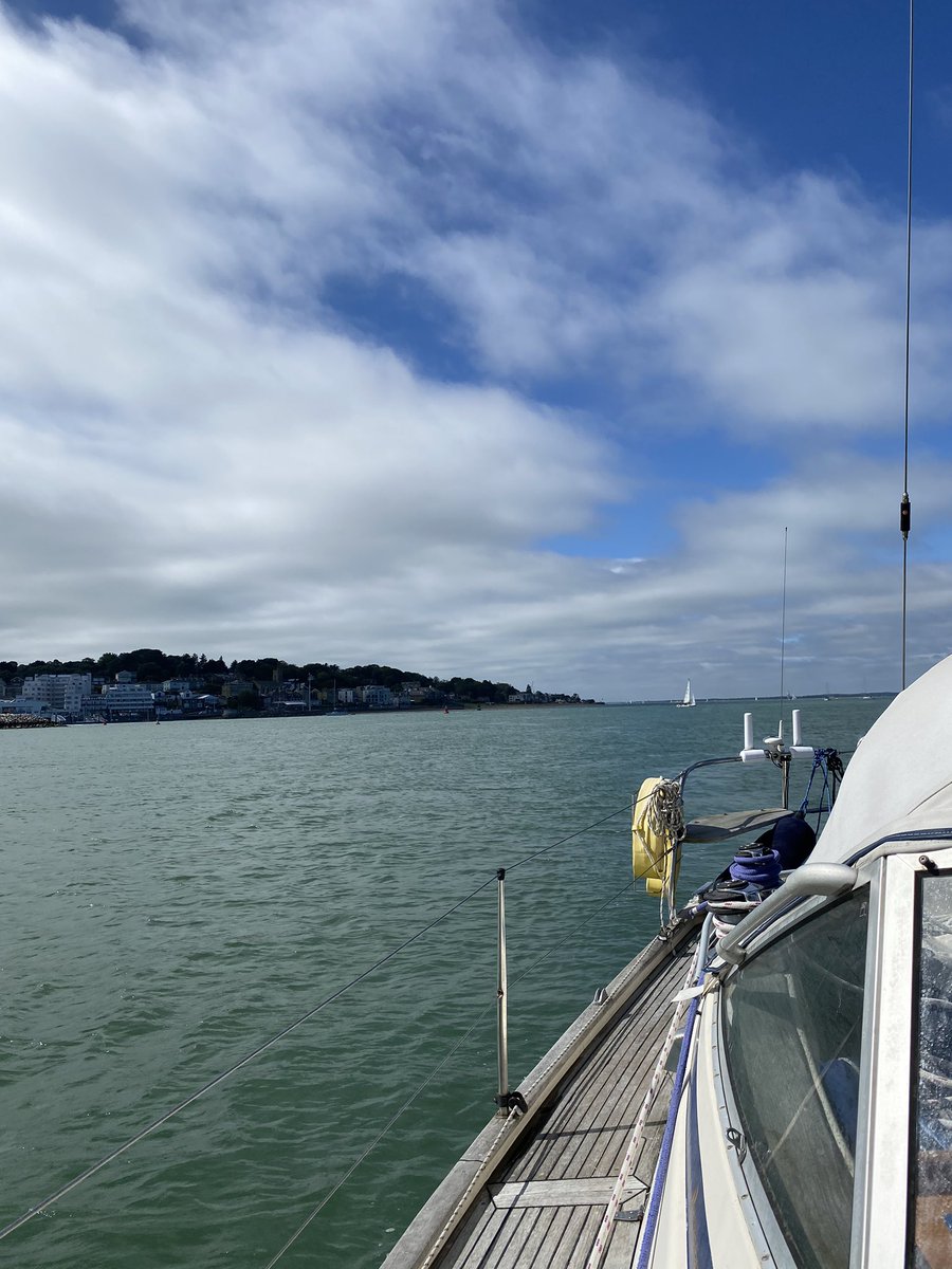 PamFoden's tweet photo. Highlight of short sailing trip @VisitIOW lunch at Bembridge’s Best Dressed Crab cafe. Freshest locally caught crab, welcoming staff &amp; serious attention to Covid-19 protocols. #Bembridge Harbour team equally welcoming, supporting local businesses.@VisitEnglandBiz https://t.co/HBcziiMl6Y