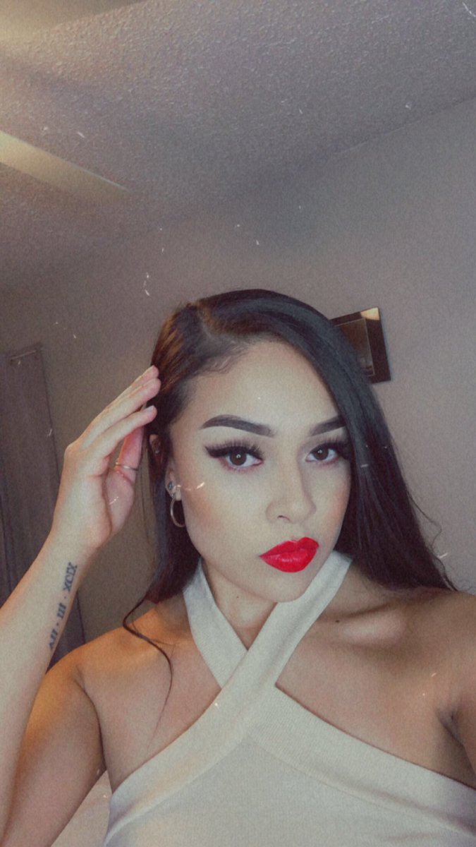 ilenefdez's tweet photo. I wanna be successful so bad it stresses me out...💋 https://t.co/u14BiM9veJ