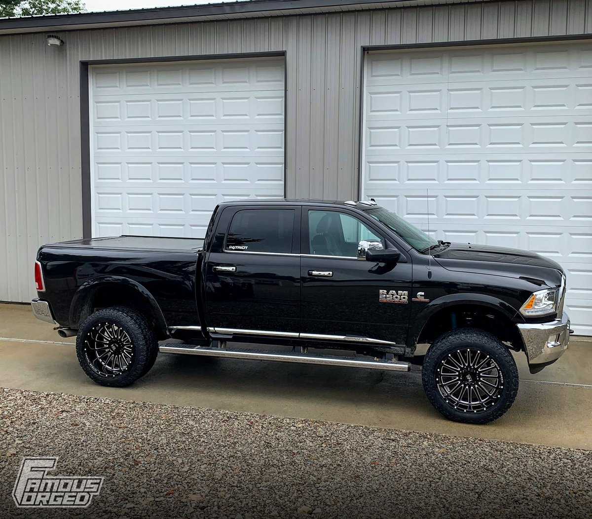 FamousForged's tweet photo. 22x12 H802 / RAM 2500
📸 - Hayes Motosports
#FamousForged

#FamousForgedWheels #ForgedWheels #HardrockOffroad #Wheels #22x12 #12Wides #Forged #Lifted #Leveled #RAM #RAM2500 #RAMTruck #LiftedTrucks #LeveledTrucks #Dodge #Cummins #DodgeRAM #CumminsLife #DodgeCummins #CumminsNation https://t.co/nSiaCajqXM
