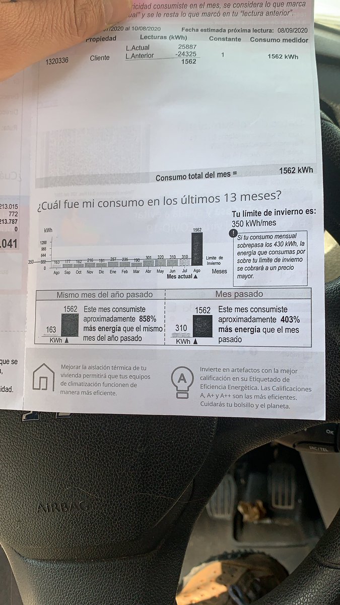 MAVERICK18_81's tweet photo. @EnelClientesCL es imposible que mi consumo de electricidad sea el que Uds grafican en su boleta si el consumo de 13 meses indica lo contrario.necesito una solución a mi problema https://t.co/Mqrph2HJOn