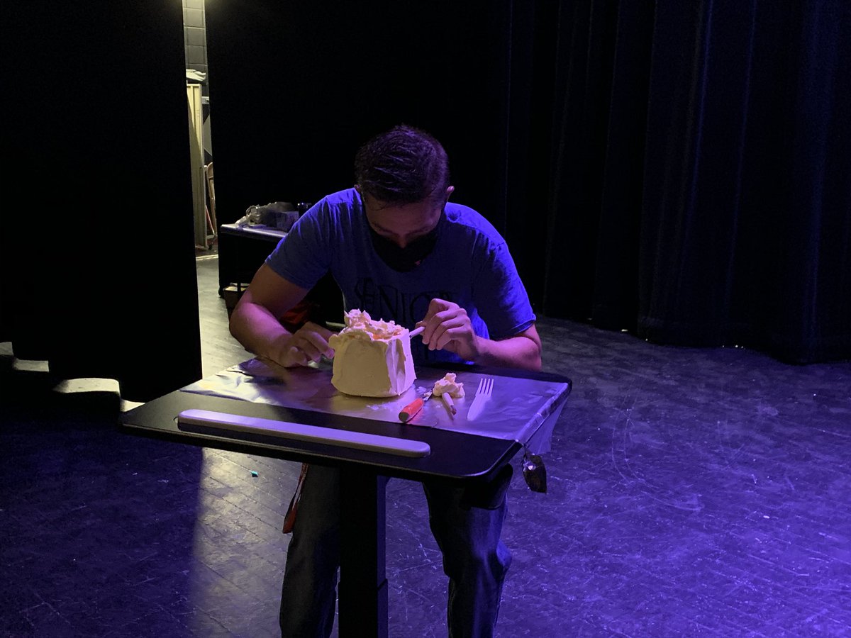 PrincipalBudde's tweet photo. The MN State Fair had nothing on our butter sculpture contest this morning!! No butter was harmed in this process! #princesskayofthemilkyway https://t.co/HdcJZlSwEX