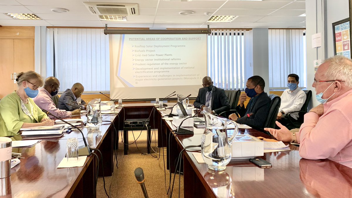 JanSadek's tweet photo. Great to discuss private sector engagement in #RenewableEnergy with @minerals_energy/@BWGovernment and @BusinesssBotsPR. Thanks to @UNDP_Botswana and @Jacinta_Barrins for convening.  #Botswana has high potential for #solarenergy and #EU wants to cooperate on all that is Green! https://t.co/AKVKIokAeZ