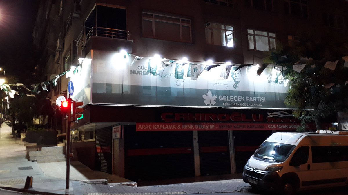 turgayeroglu42's tweet photo. İlçemizin tabela ışıklandırmasını gerçekleştirdik.

Geleceğimiz  #Gelecekle #ışılışıl
@Ahmet_Davutoglu 
@abdullahbasci 
@isamesihsahin 
@silivrimetin https://t.co/0cWpJXLlvG