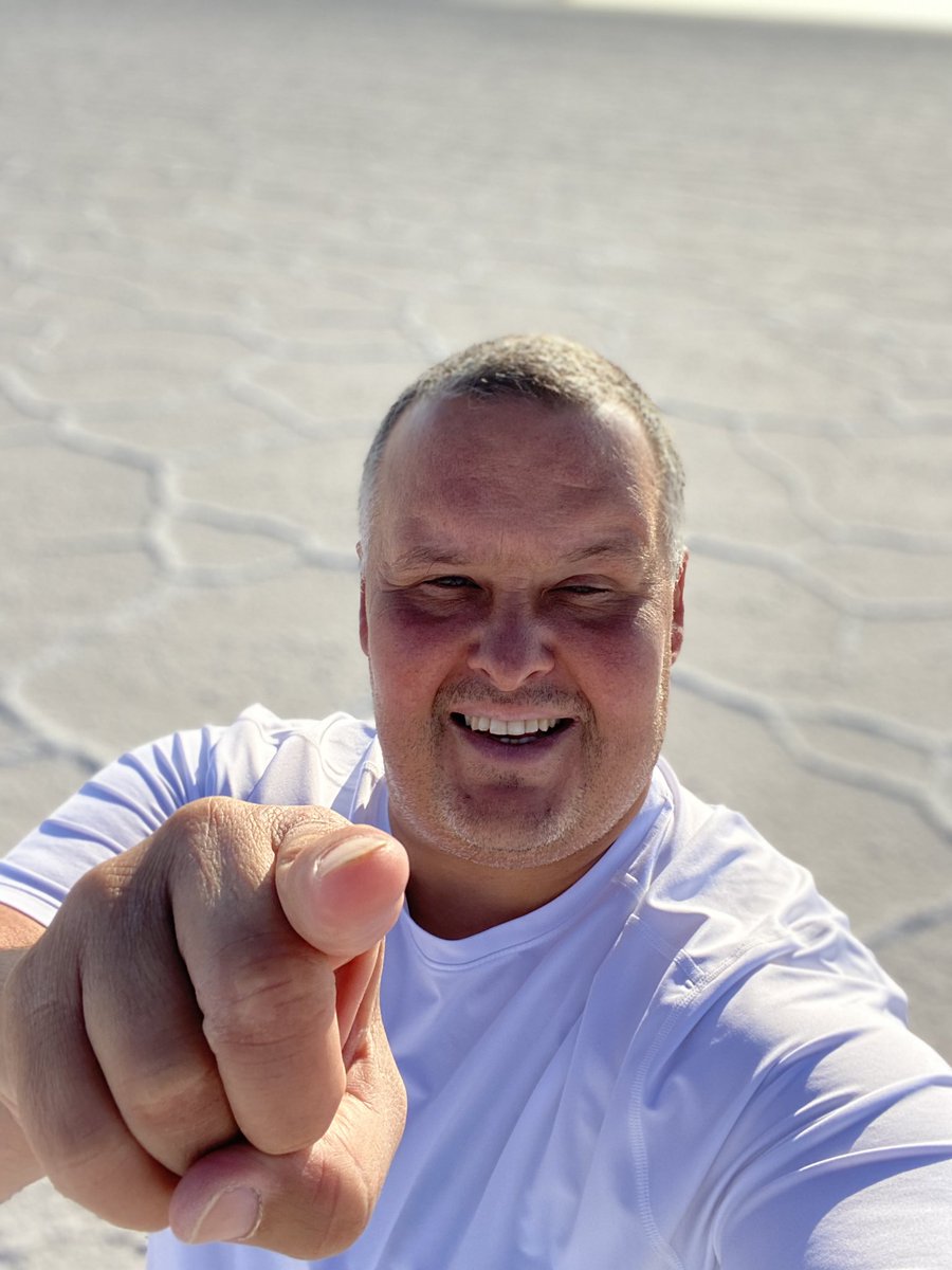 hockenberry52's tweet photo. Bonneville Salt Flats in Utah, home to multiple land speed records earning it the title.”The Fastest Place on Earth”. People come here to do one thing and one thing only, BREAK RECORDS. To my friends in education dealing with COVID keep breaking records...
#KeepBreakingRecords https://t.co/M5FuZ7JYuo