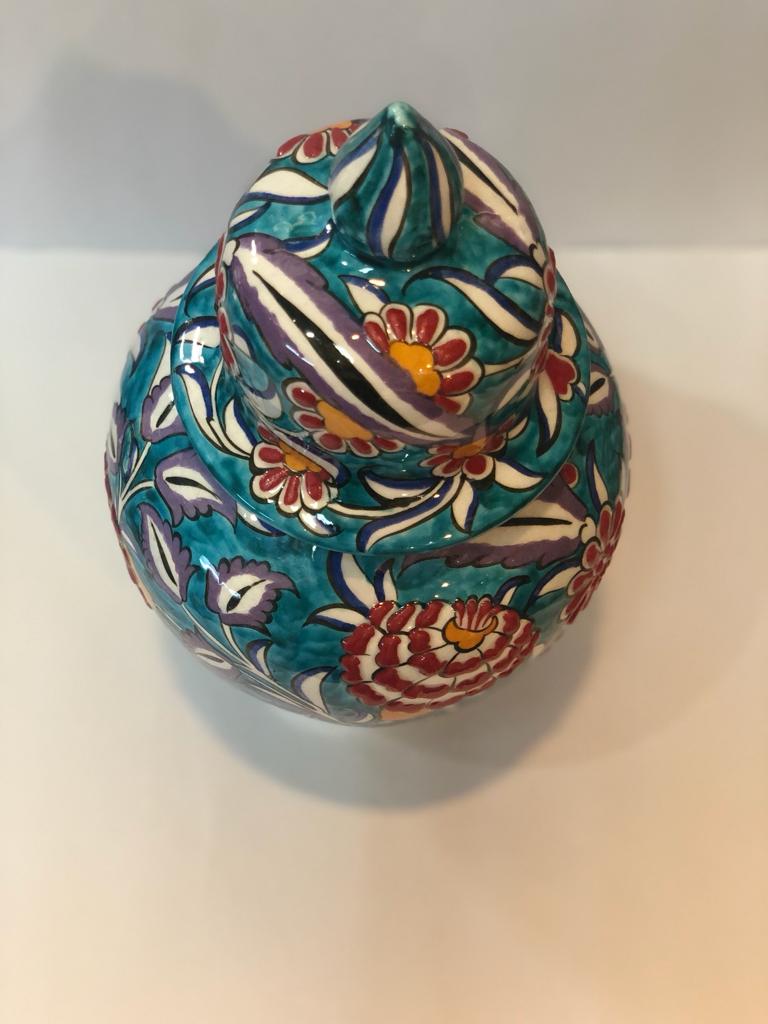 #vazo #kaftan #İznik #kabartma #hitit #turkıshceramıcs #kütahyaseramik #seramiksanatı #ceramics