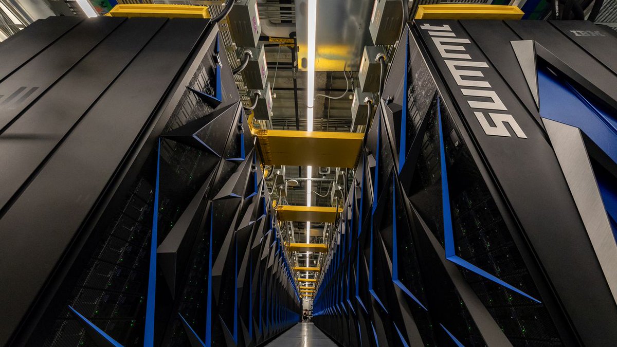 PNASNews's tweet image. Nations are racing to develop super powerful exascale computers. At stake: Bragging rights, and a big leg up in the scientific revolutions of the future. A PNAS Core Concept: ow.ly/D5NP50Bng6X #ExascaleComputing #Supercomputer