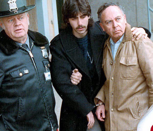 supdocpodcast's tweet photo. Next up on the Sup Doc dial is “Capturing The Friedman’s”. A classic #truecrime documentary. Andrew Jarecki’s creepy allegory of suspect justice, family dysfunction, human frailty and elusive truth. Have you seen it? What do you think? #documentary #movie #film #podcast #supdoc https://t.co/pKqUiraEEK