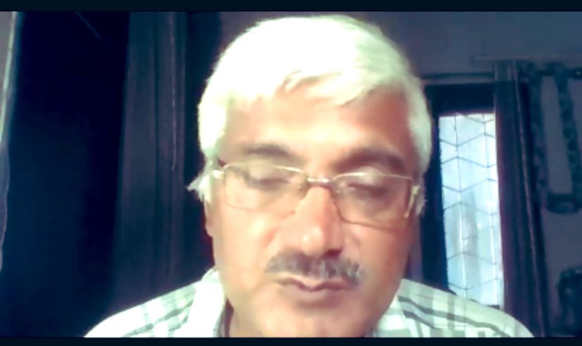 SumanRelan's tweet photo. #ScienceLearningCurve, an initiative by #ProudMentors of #DOE today successfully initiated a Live session 4 collaborating among themselves 2 explore the scientific approach which requires intelligence, imagination, and creativity.
#ScienceBeyondClassrooms
With
@Rajeshhappiness https://t.co/eUTJEEFpss