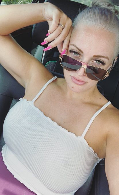 Titties too expensive to hide them in a bra 👀 https://t.co/eu8ZrdnHmC<a href="/tag/bombshell"class="tags"><span>#bombshell</span></a><a href="/tag/thong"class="tags"><span>#thong</span></a><a href="/tag/milf"class="tags"><span>#milf</span></a><a href="/tag/hotwife"class="tags"><span>#hotwife</span></a><a href="/tag/thongthursdays"class="tags"><span>#thongthursdays</span></a>